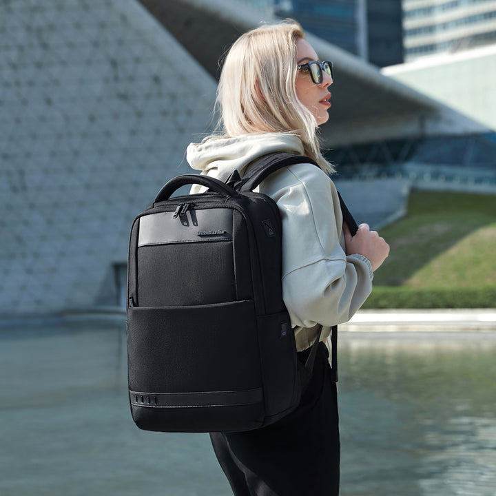 Buy Arctic Hunter Tough Men City Backpack
