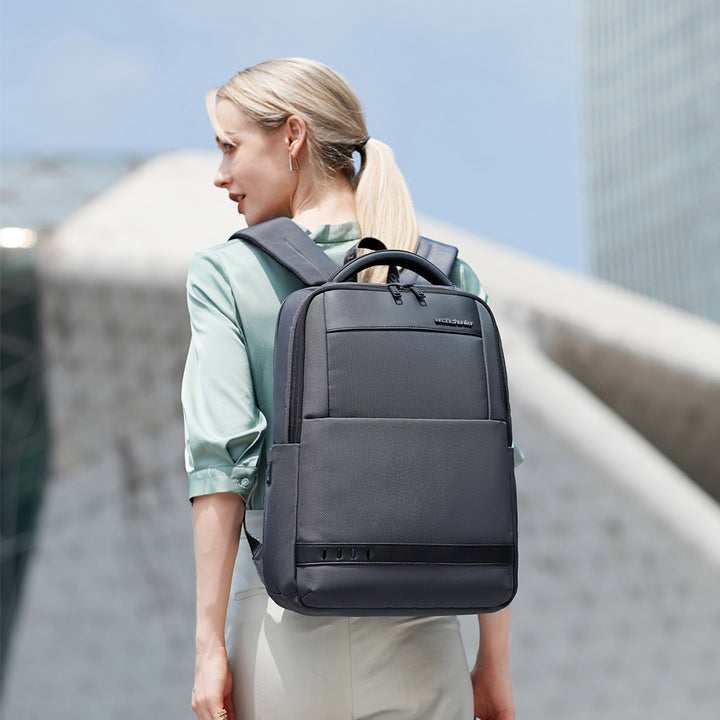 Buy Arctic Hunter Tough Men City Backpack