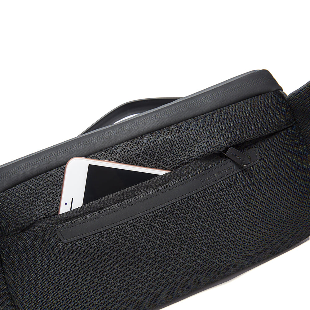 Black sling sales bag